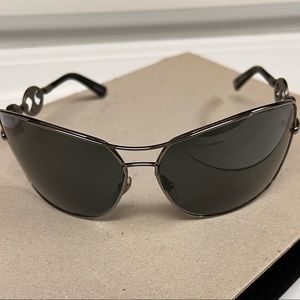 Gucci sunglasses never worn.